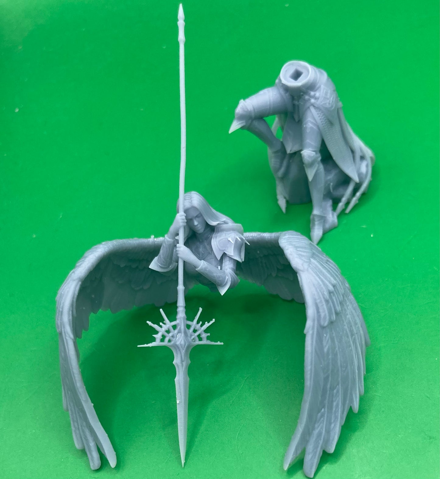 Planetar Female Angel (3 Variants Available) - Epic Miniatures