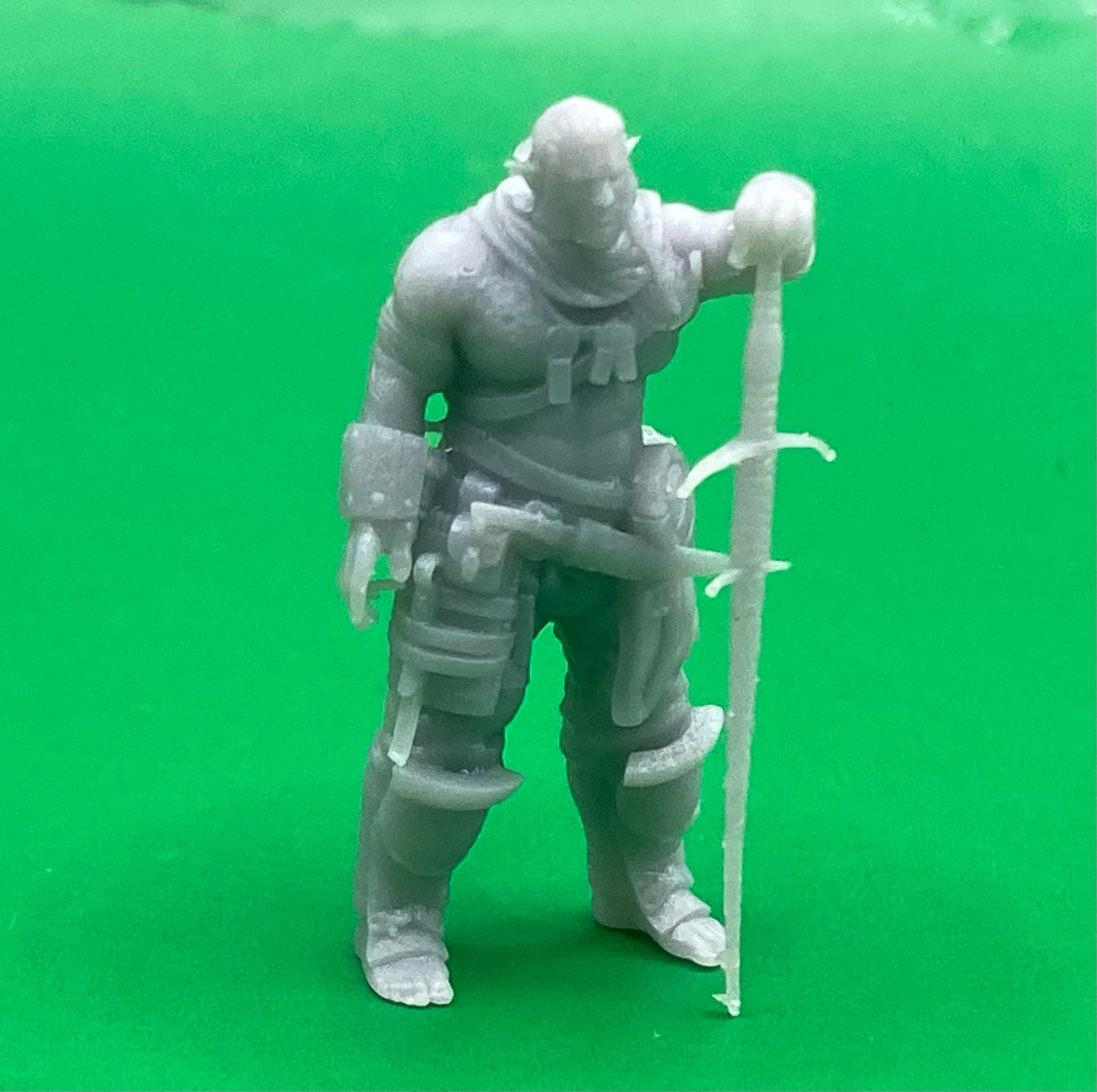 Half Orc Adventurer (3 Variants Available) - Epic Miniatures