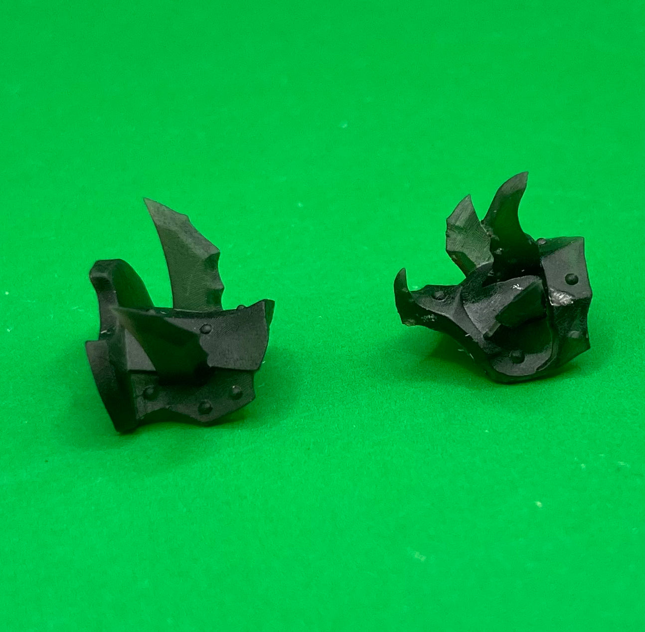 Hecklefang Pauldrons, Customisation Pack (10 Variants Available) - Battle Yak