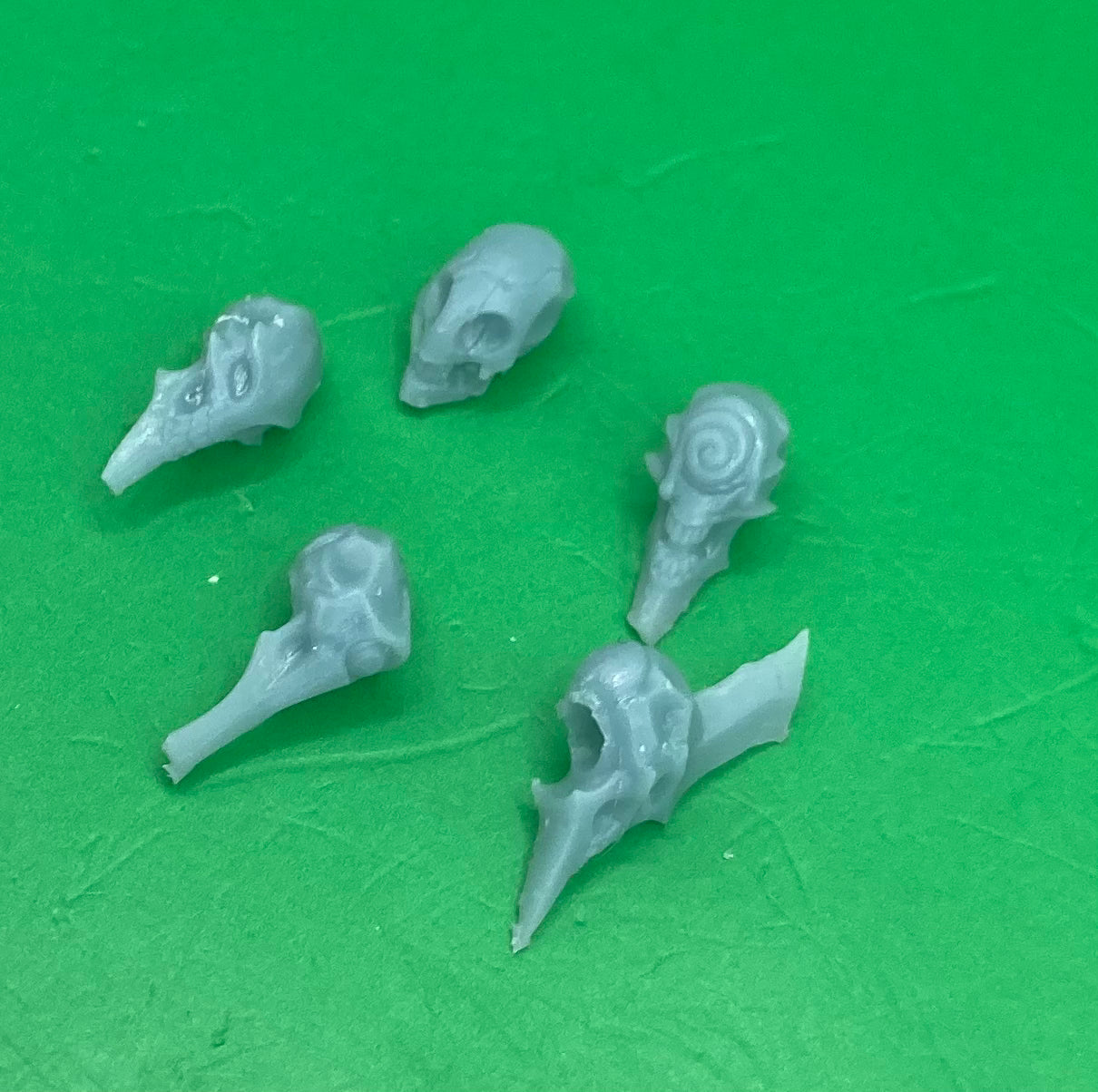 Dynasty of Nul Flayerfiends Heads, Mutated Undead Skulls Customisation Pack - 28mm Scale (16 Variants Available) - Battle Yak