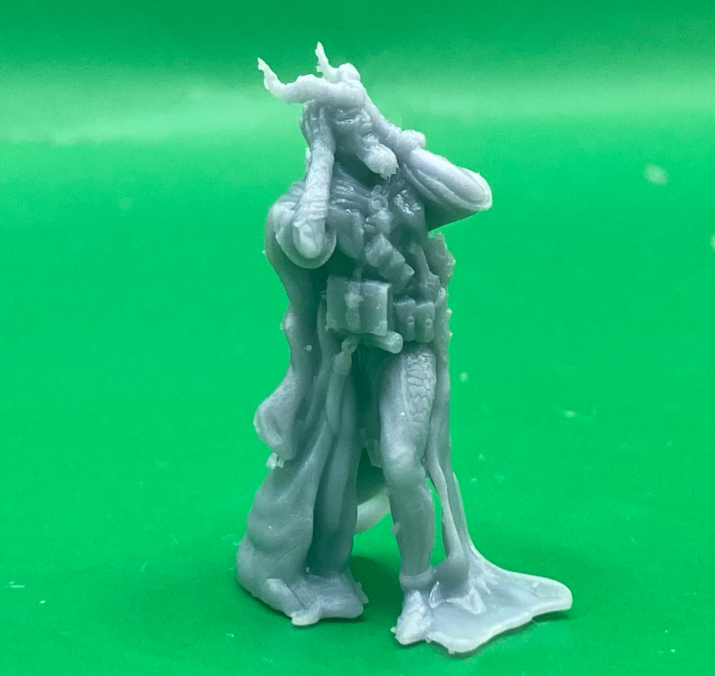 Tiefling Guild Summoner (3 Variants Available) - Epic Miniatures