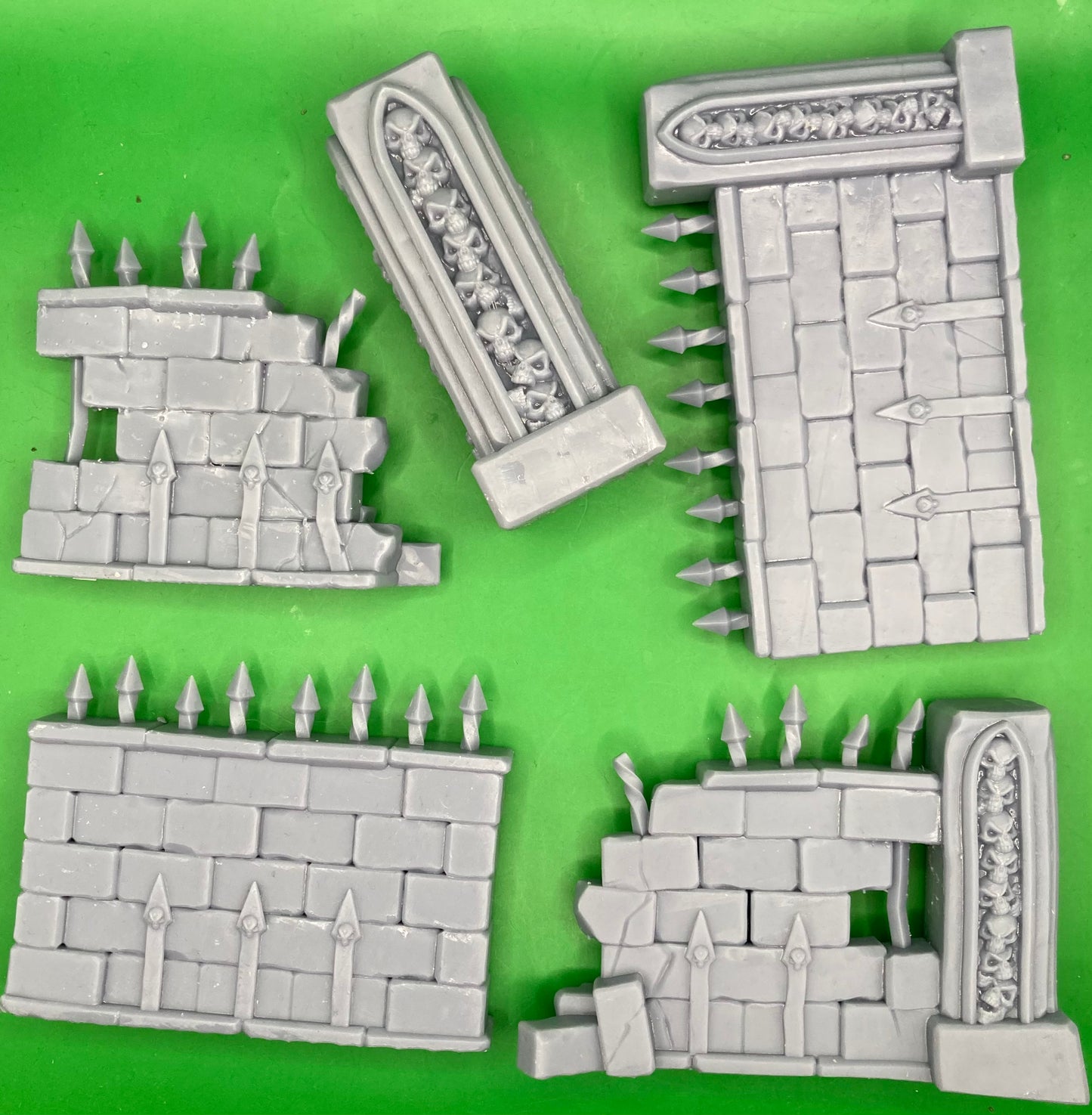 Graveyard Ruins - Terrain Kit - Artisan Guild