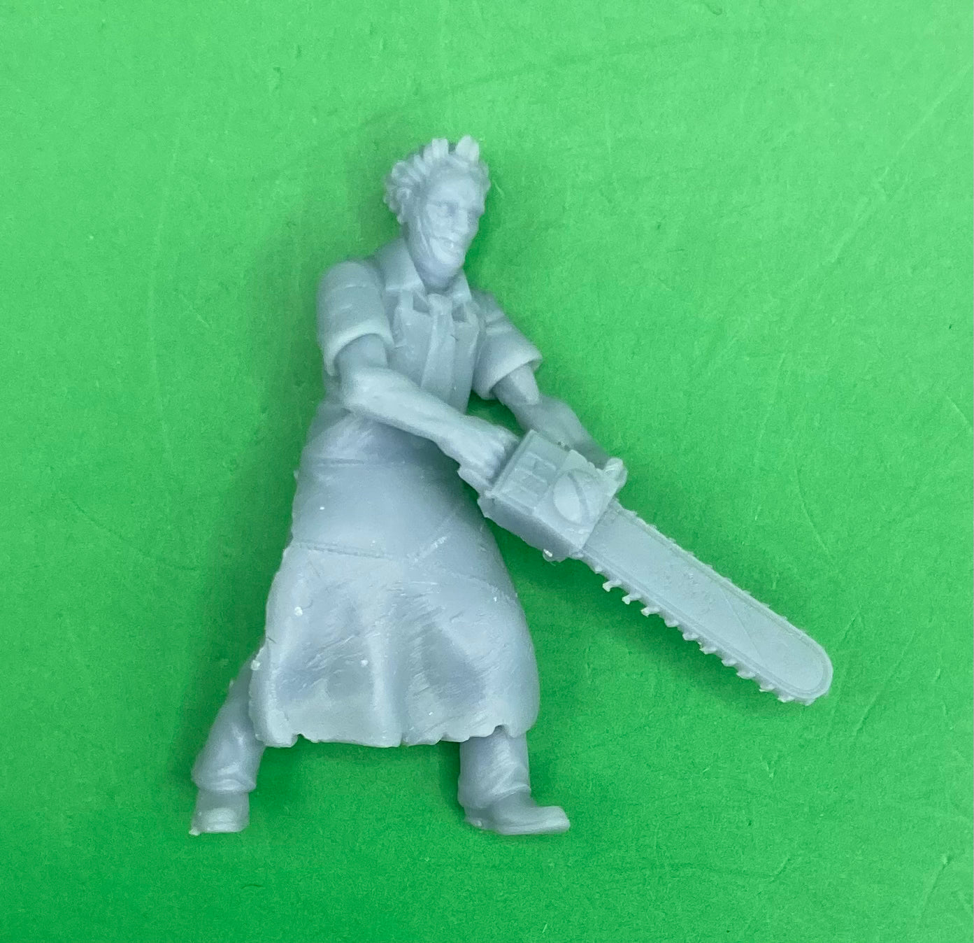 Chainsaw Killer (3 Variants Available) - Invictus Miniatures