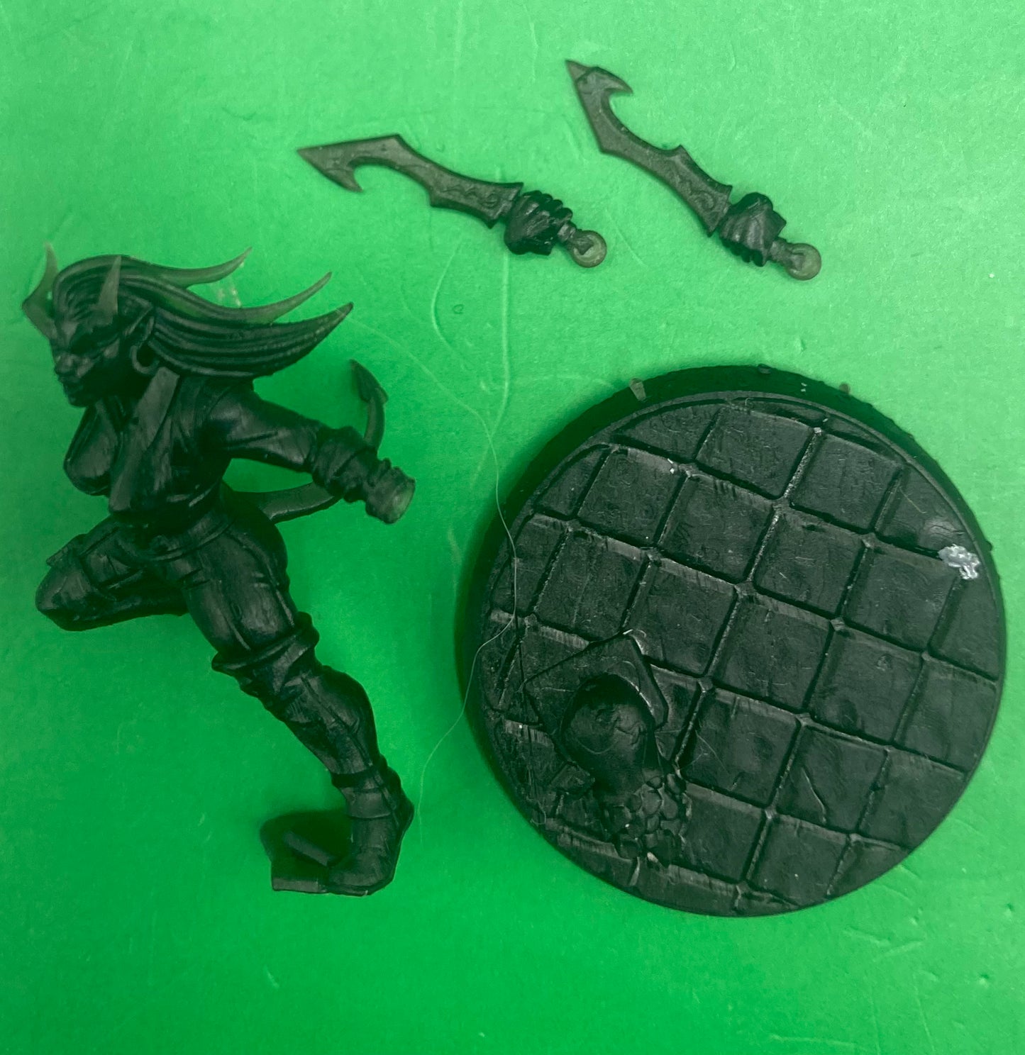 Mezzalfiend Trickster D (2 Variants Available) - Artisan Guild