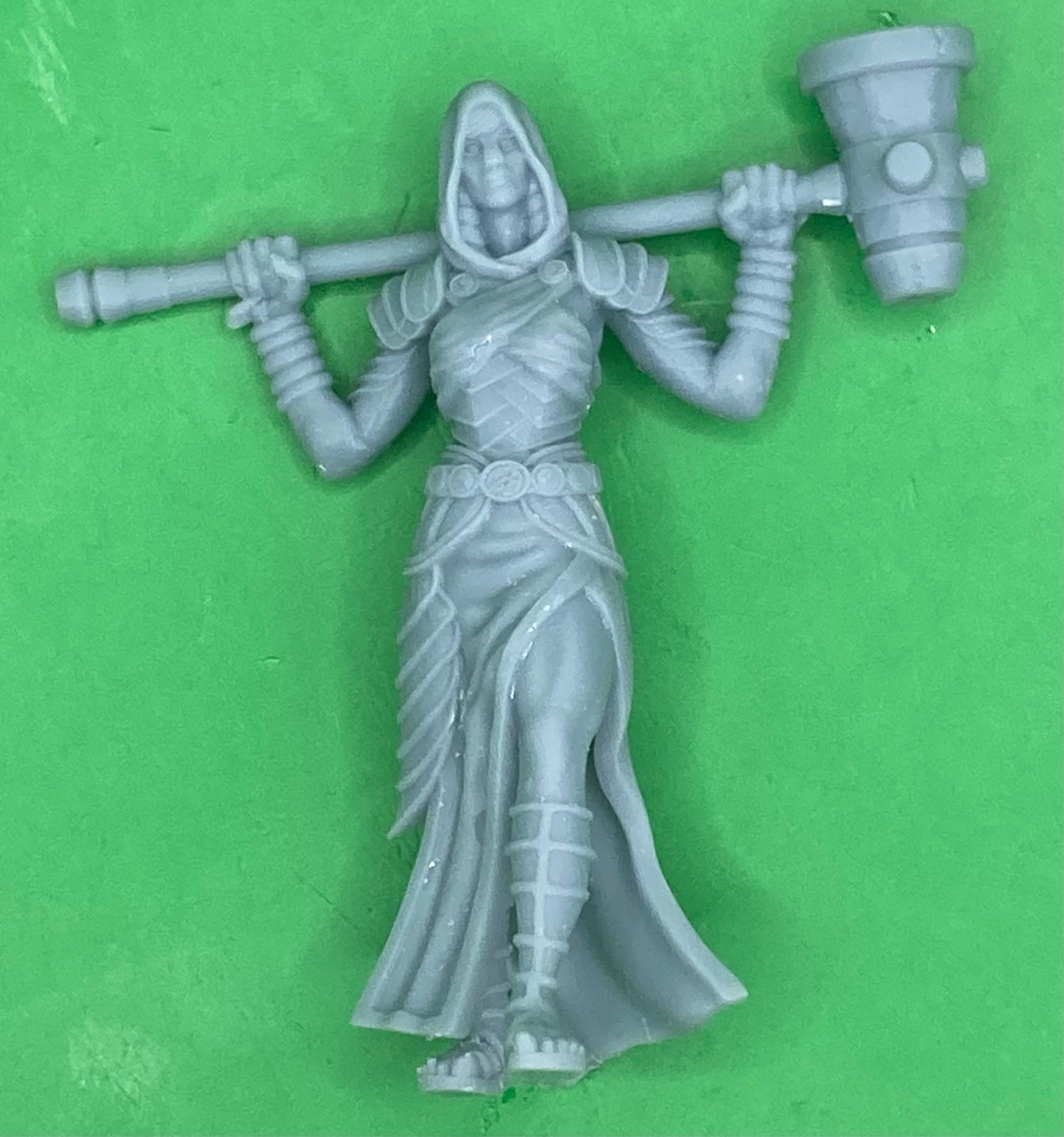 Storm Giantess (3 Variants Available) - Epic Miniatures