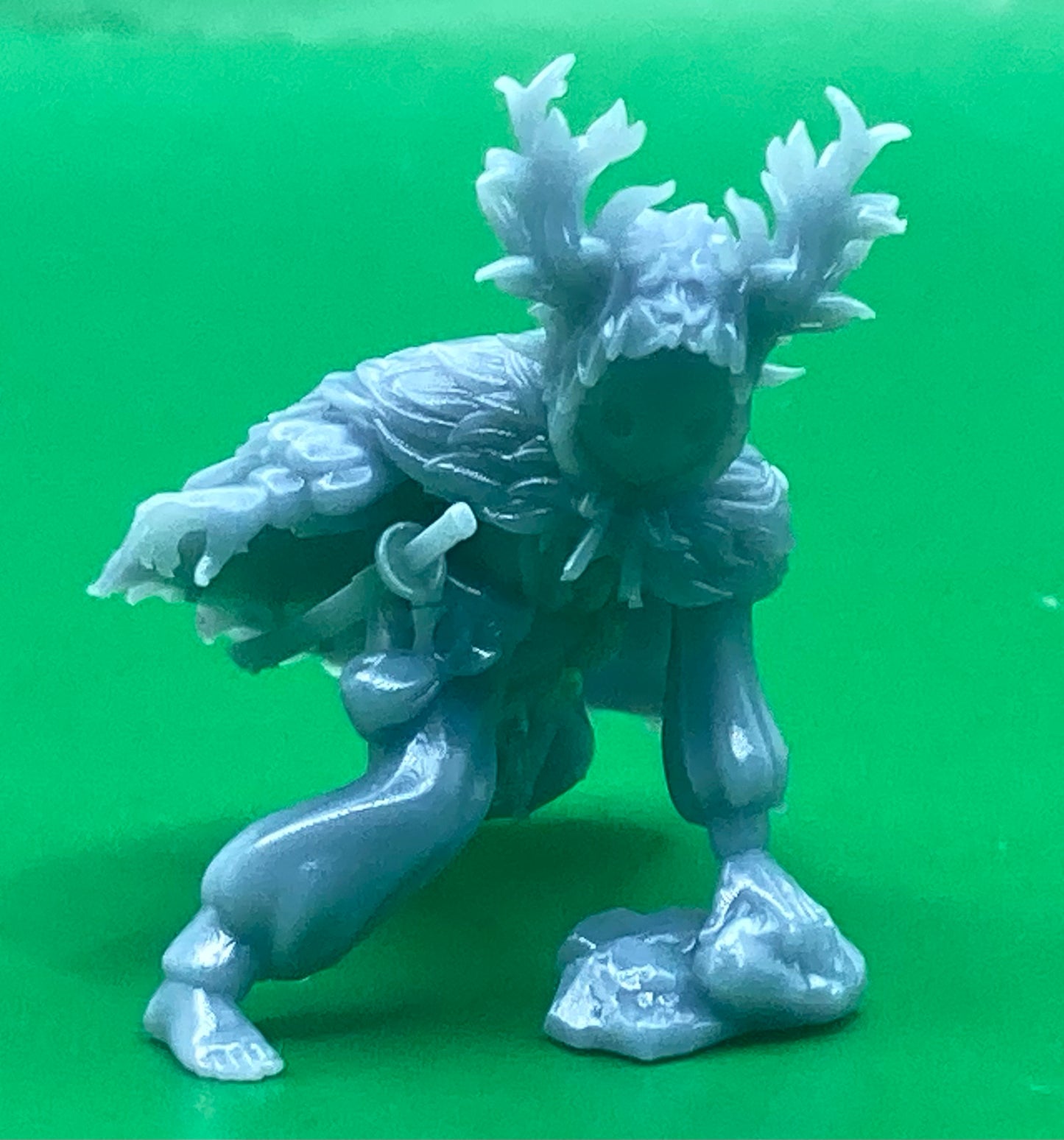Little Forest Defender, Masked (3 Variants Available) - Epic Miniatures