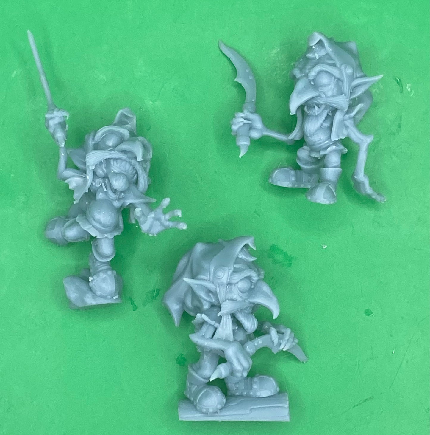 Red Caps - Moustachioed (3 Variants Available) - Epic Miniatures