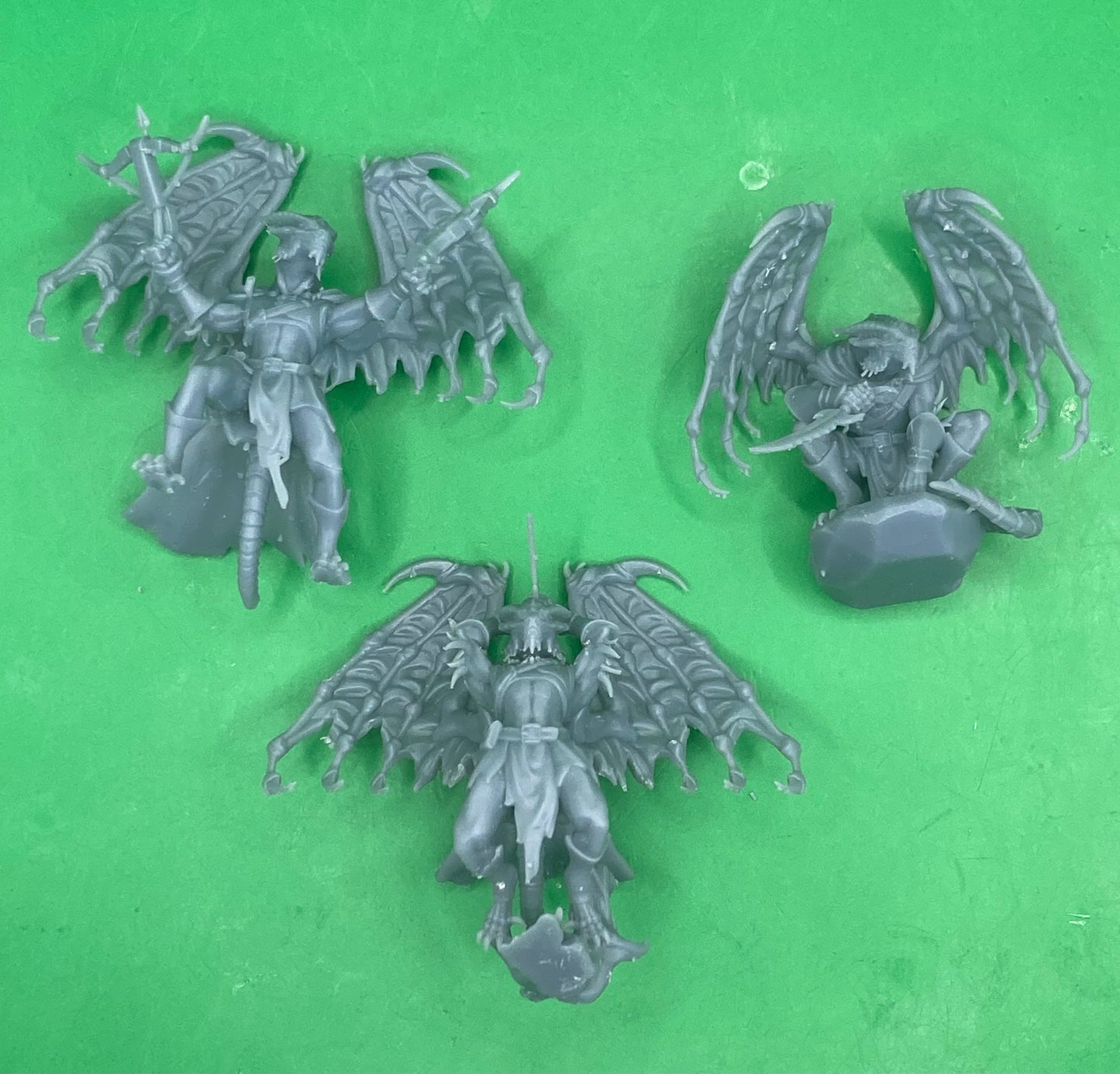 Draconian Rogue (3 Variants Available) - Epic Miniatures