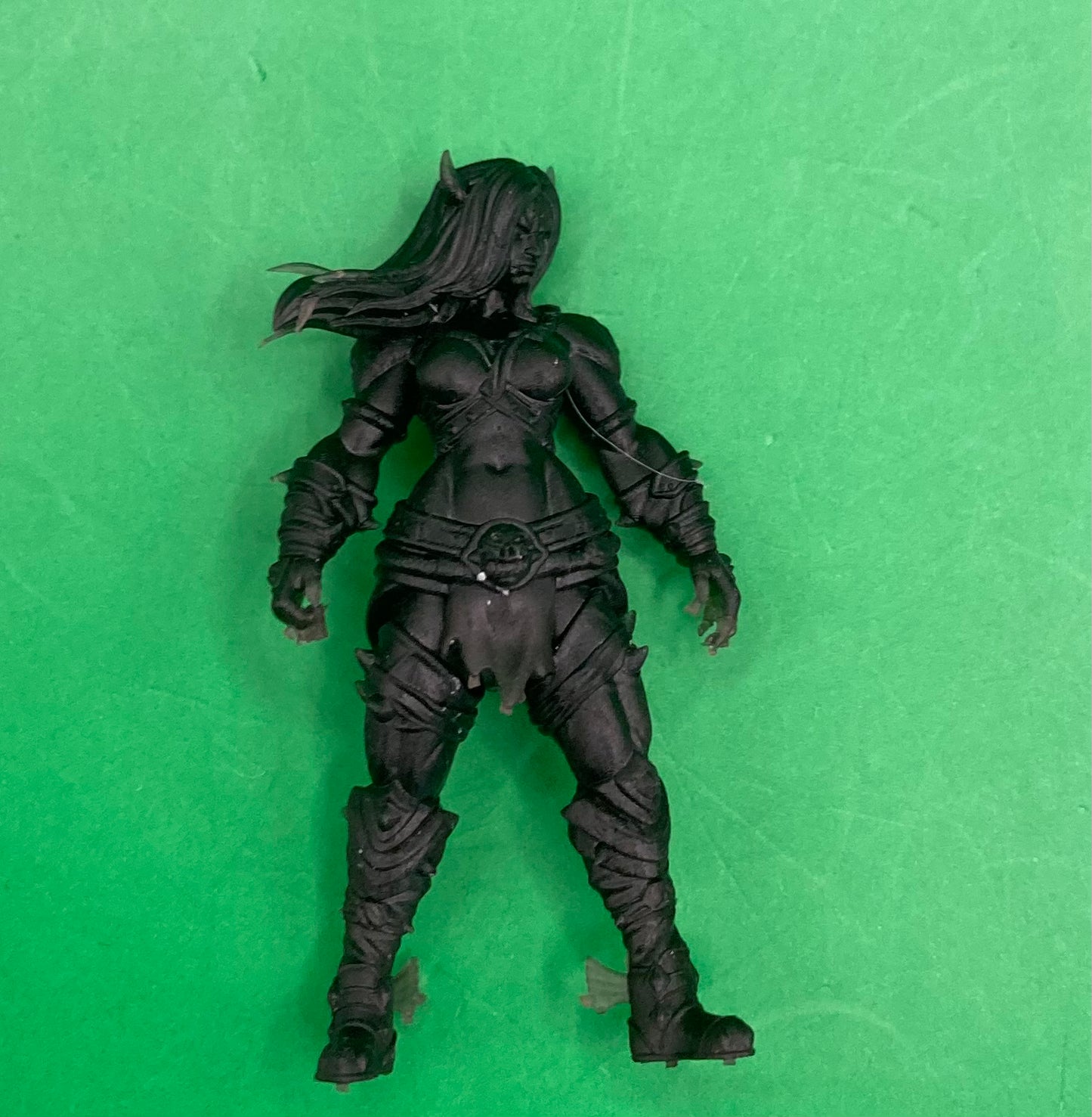 Orc Tiefling Female (3 Variants Available) - Epic Miniatures