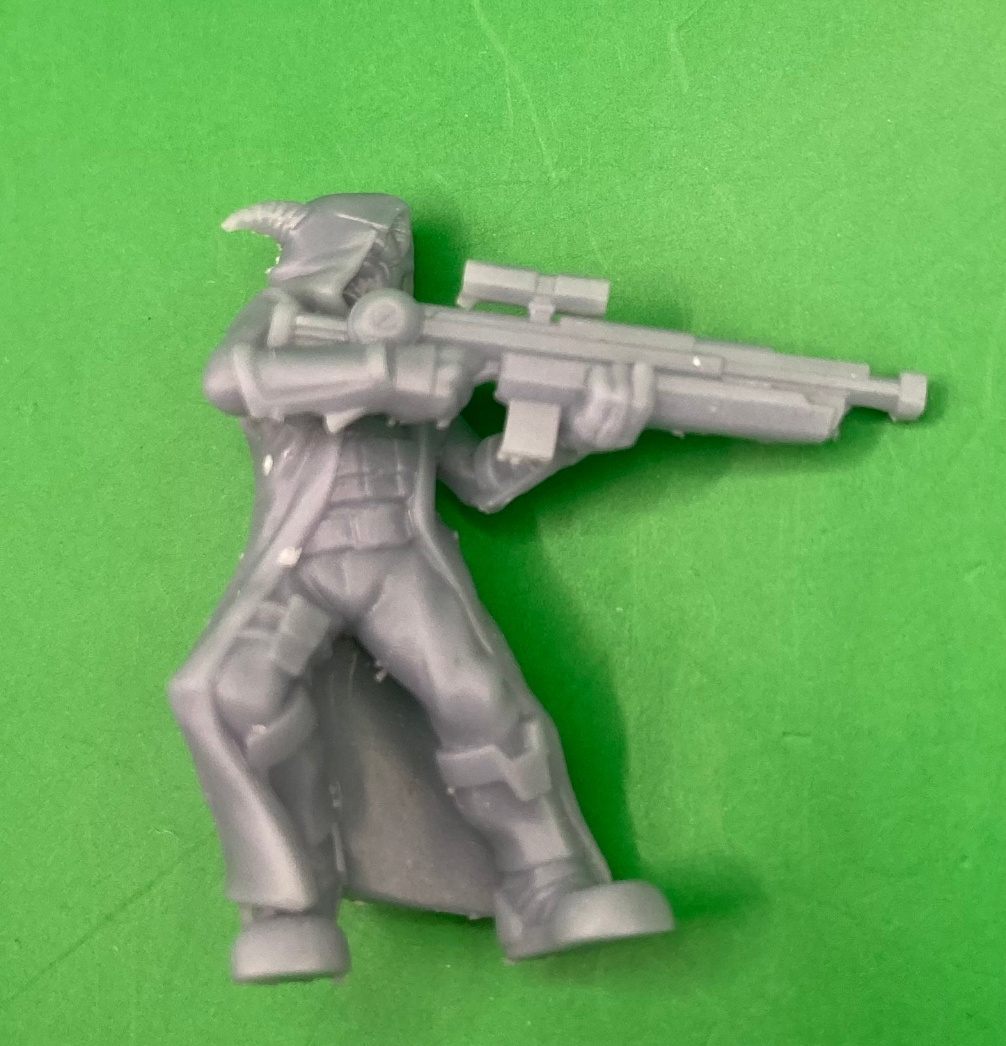 Alien Headhunter - Invictus Miniatures