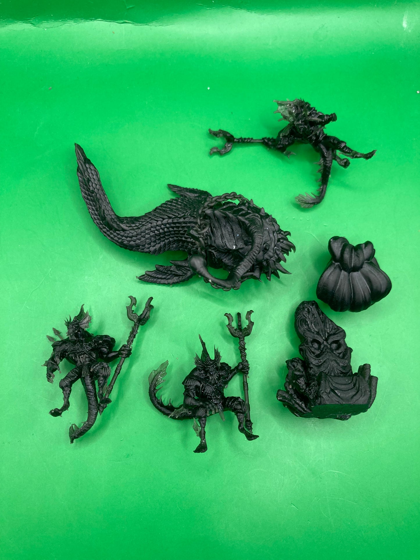 Merfolk Champion (3 Variants Available) - Epic Miniatures