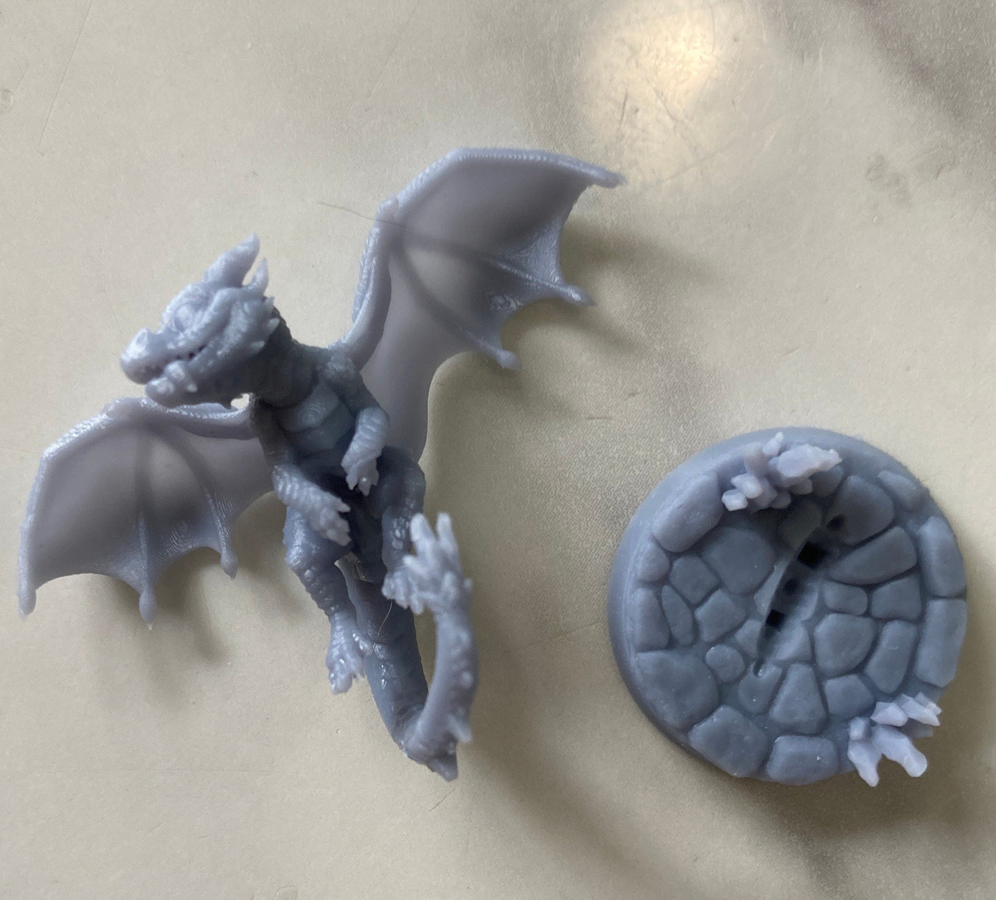 Frostkite Wyrmling - Dragon Trapper's Lodge