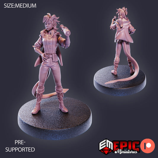 Tiefling Seafarer (3 Variants Available) - Epic Miniatures