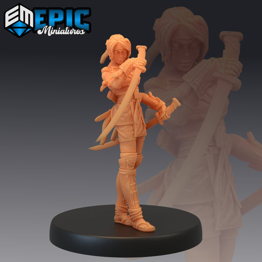 Kunoichi (3 Variants) - Epic Miniatures