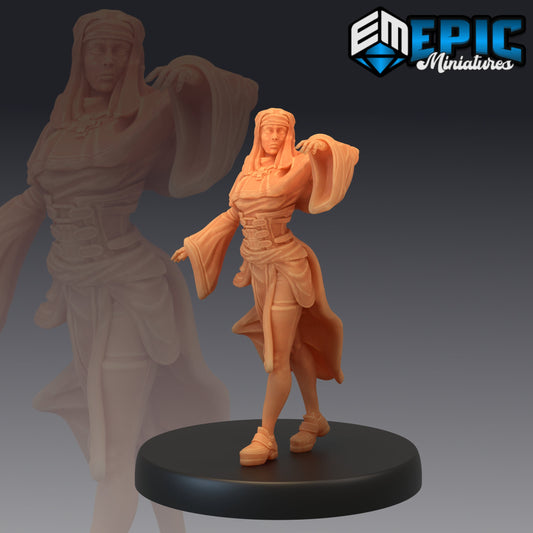 Nun Assistant (3 Variants Available) - Epic Miniatures