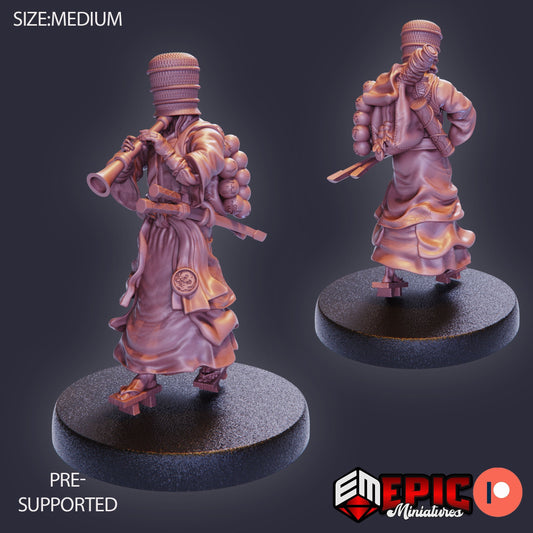 Basket Monk (3 Variants) - Epic Miniatures