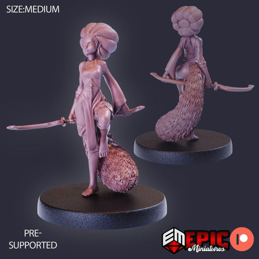 Tanuki Lady (3 Variants) - Epic Miniatures