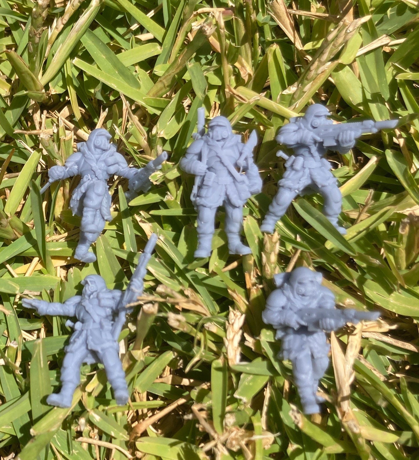 Tempest Guardsmen Outcasts (5 Variants Available) - Velrock