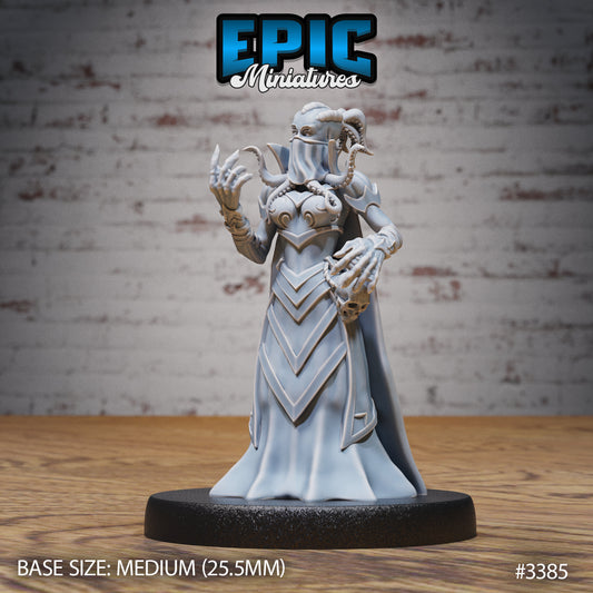 Mind Eater Female (3 Variants Available) - Epic Miniatures