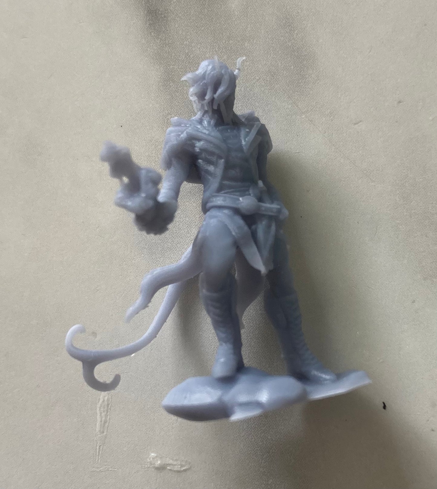 Tiefling Adventurer (3 Variants Available) - Epic Miniatures